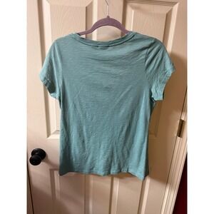 Max Studio Women's V Neck Tshirt with pocket.‎ Size Medium. Teal